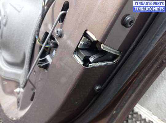 купить Стекло двери передней правой на BMW 3-Series F30 2011 - 2015