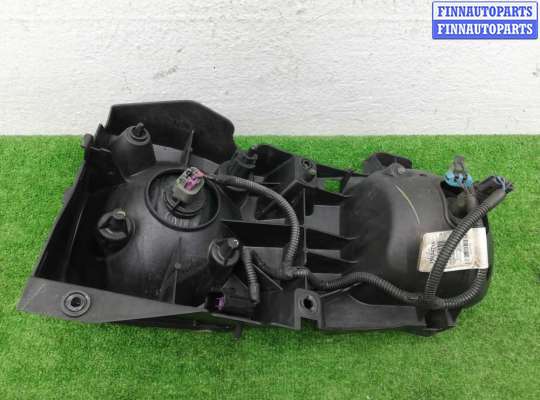 купить Указатель поворота правый на Hummer H3 2005 - 2010