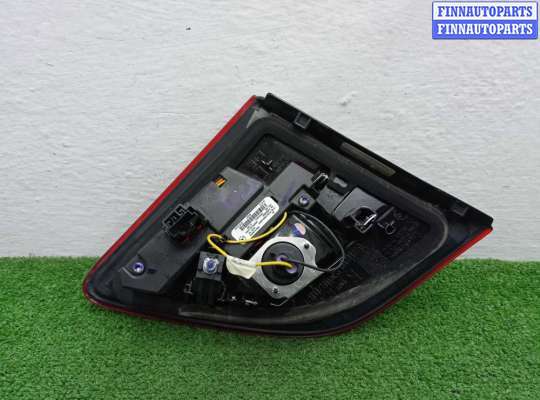 Фонарь крышки багажника на Mercedes-Benz ML / GLE (W166)