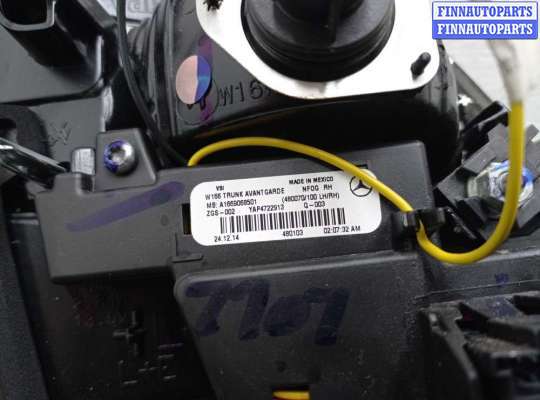 Фонарь крышки багажника на Mercedes-Benz ML / GLE (W166)