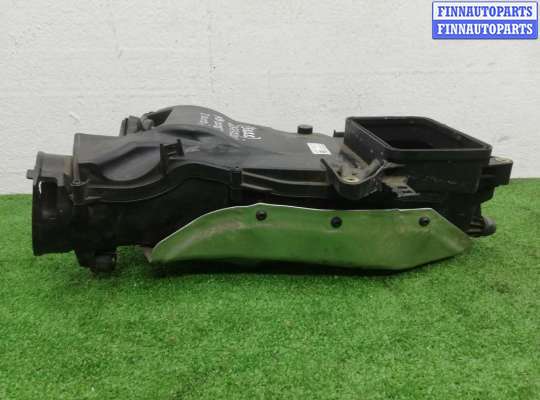 купить Корпус воздушного фильтра на Mercedes C-Klasse (W205) 2014 - 2018