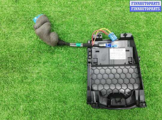 купить USB-порт на Mercedes CLA (C117) 2013 - 2016