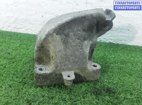 купить Кронштейн двигателя на Mercedes Vito (W639) 2003 - 2010