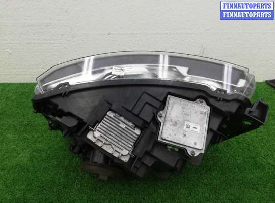 купить Фара правая на Land Rover Discovery IV (LA) рестайлинг 2013 - 2016