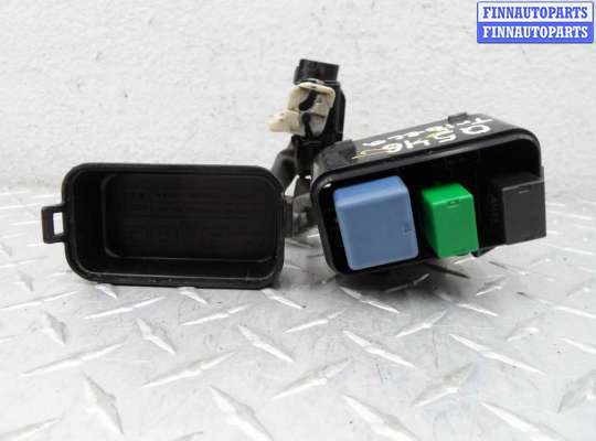 Блок предохранителей SUZ9035 на Subaru Tribeca (WX) 2004 - 2007