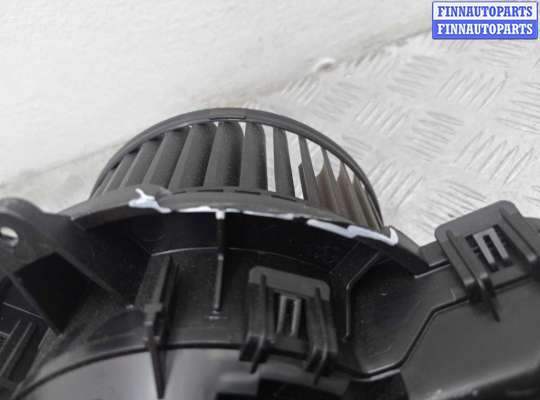 купить Вентилятор отопителя (моторчик печки) на BMW 3-Series F30 2011 - 2015