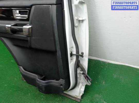 Замок боковой двери на Land Rover Discovery IV