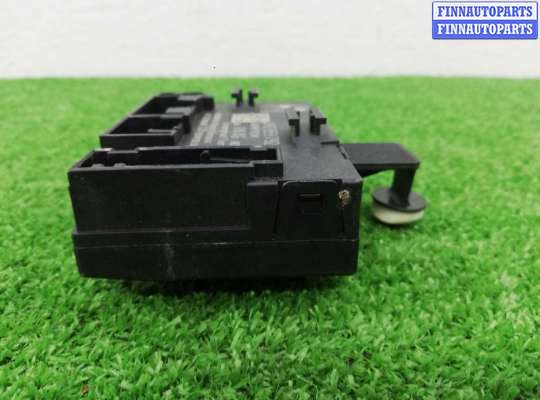 купить Блок управления передней правой двери на Volkswagen Touareg II (7P) 2010 - 2014