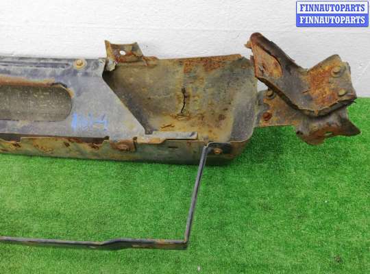 купить Усилитель бампера передний на Hummer H3 2005 - 2010