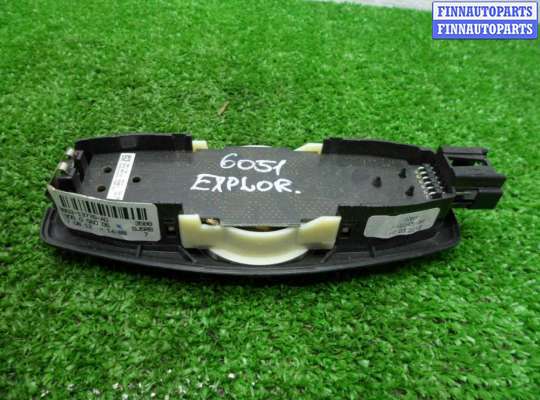 купить Плафон на Ford Explorer V 2010 - 2015