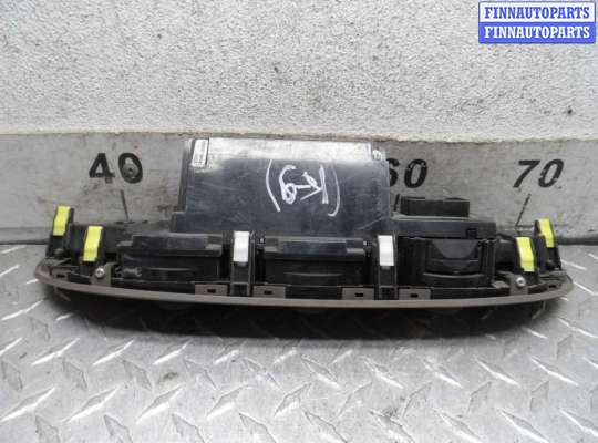 купить Переключатель отопителя на Toyota Camry V (XV30) 2001 - 2006