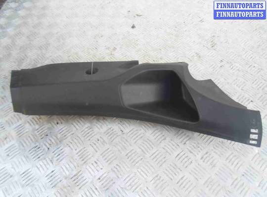 Накладка на порог FO1369579 на Ford Focus III 2010 - 2015