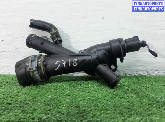 купить Фланец (тройник) системы охлаждения на Audi A4 B8 (8K2) рестайлинг 2012 - 2015