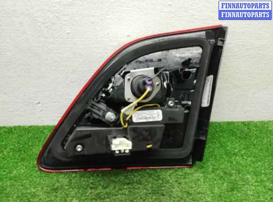 Фонарь крышки багажника на Mercedes-Benz ML / GLE (W166)