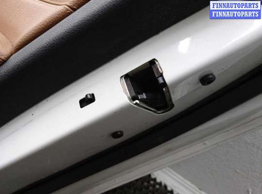 Стекло боковое двери на BMW 3 (F30/F31)