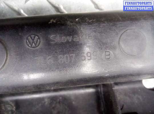 купить Кронштейн переднего бампера на Volkswagen Touareg I (7L) 2002 - 2006