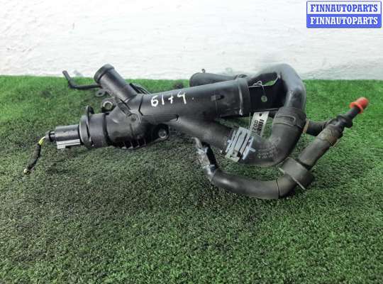 Фланец (тройник) системы охлаждения на Skoda Superb II (3T)