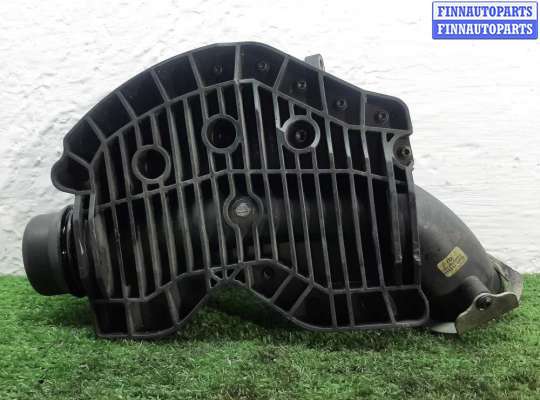 купить Резонатор воздушного фильтра на Mercedes E-klasse (W212) 2009 - 2013