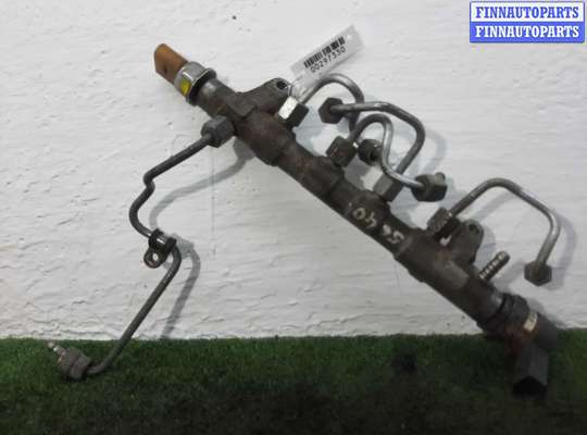 купить Топливная рампа на Volkswagen Golf VI (5K) 2008 - 2012