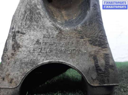 купить Кронштейн двигателя на Audi Q7 (4LB) 2005 - 2009