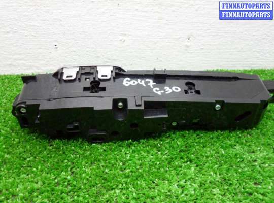 купить Кнопка салона на BMW 5-Series G30 2016 - 2020