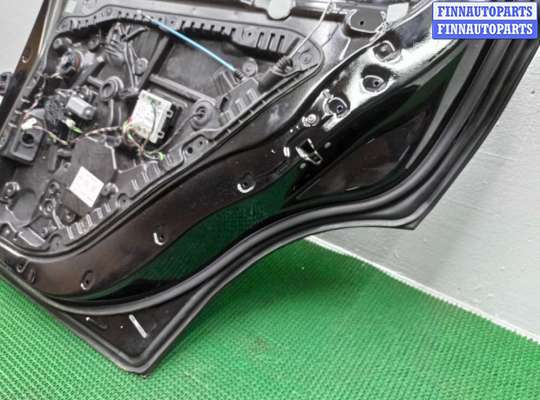 Замок боковой двери на Mercedes-Benz GLE (W167)
