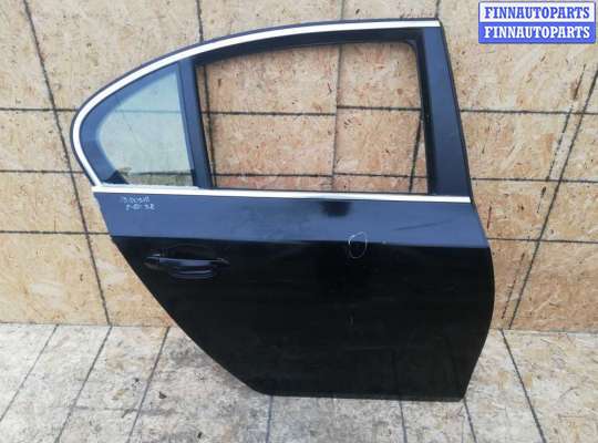 Стекло боковое двери на BMW 5 (E60/E61)