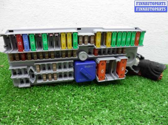 купить Блок предохранителей на BMW 5-Series G30 2016 - 2020