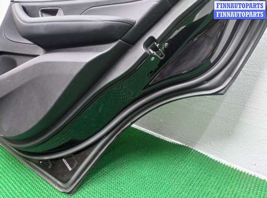 Замок боковой двери на Mercedes-Benz GLE (W167)