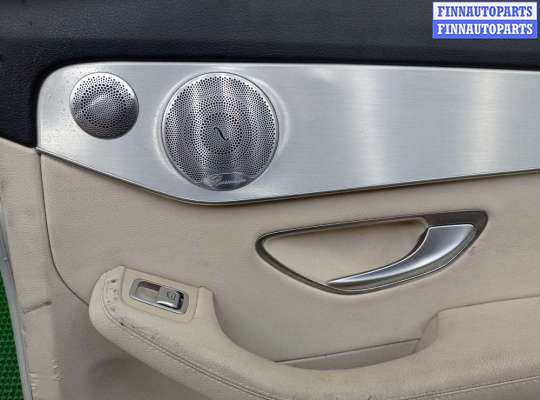 Замок боковой двери на Mercedes-Benz C (W205)