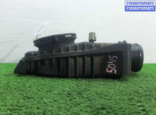купить Воздуховод на Land Rover Discovery III (LA) 2004 - 2009