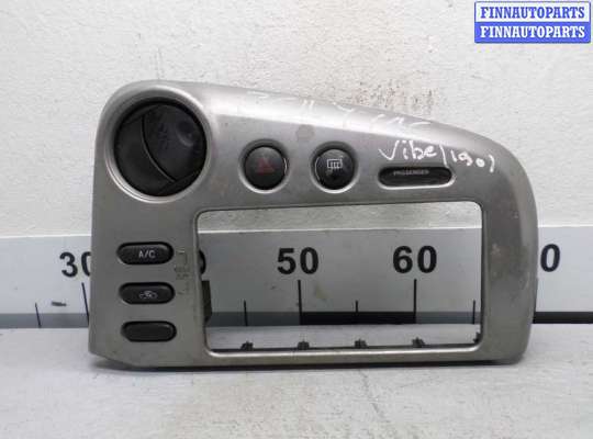 Накладка декоративная TT632934 на Pontiac Vibe I Рест 2004 - 2008