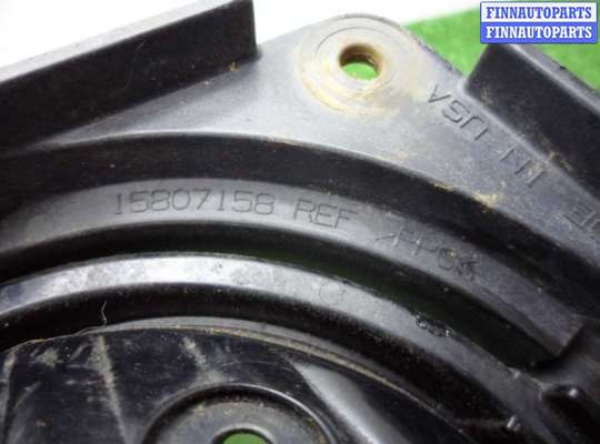 купить Фара противотуманная правая на Hummer H3 2005 - 2010