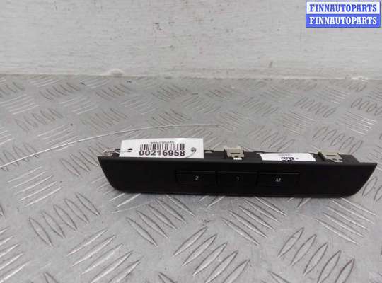 Кнопка салона BM2279853 на BMW 5-Series F10 2009 - 2013