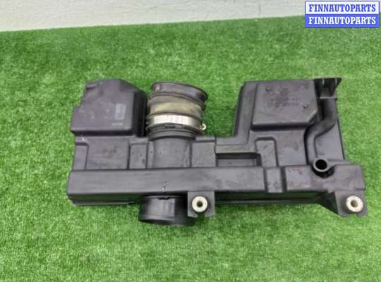 купить Резонатор воздушного фильтра на Hummer H3 2005 - 2010
