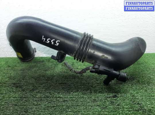 Воздухозаборник на Mercedes-Benz C (W204)