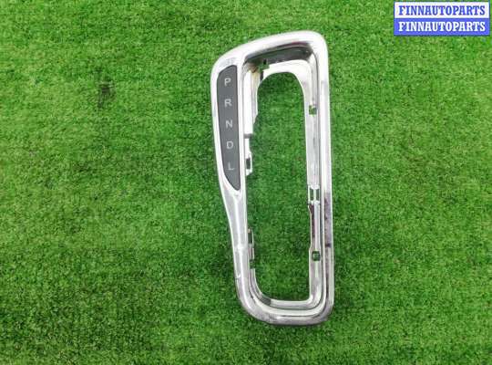 Накладка кулисы CH469630 на Chevrolet Cruze (J400) 2015 - наст. время