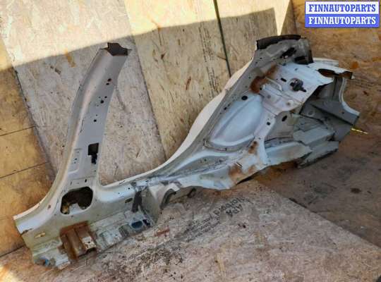 купить Четверть задняя правая на Chrysler 300C (LX) 2004 - 2011