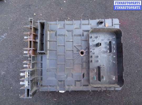 Блок предохранителей VG1285851 на Volkswagen Jetta V (1K) 2005 - 2010