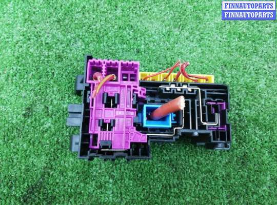 купить Блок предохранителей на Mercedes C-klasse (W205)Рестайлинг 2018 - 2021