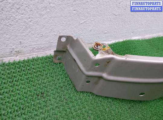 купить Крыло левое на Hummer H3 2005 - 2010