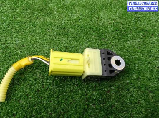 купить Датчик удара на Toyota Venza (GV10) 2008 - 2012