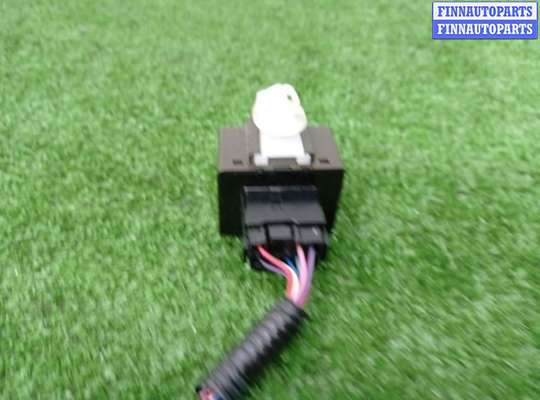 купить Реле поворотов на Toyota Venza (GV10) 2008 - 2012