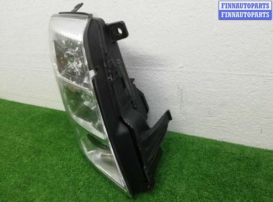 купить Фара правая на Cadillac Escalade III 2006 - 2014 (GMT900)