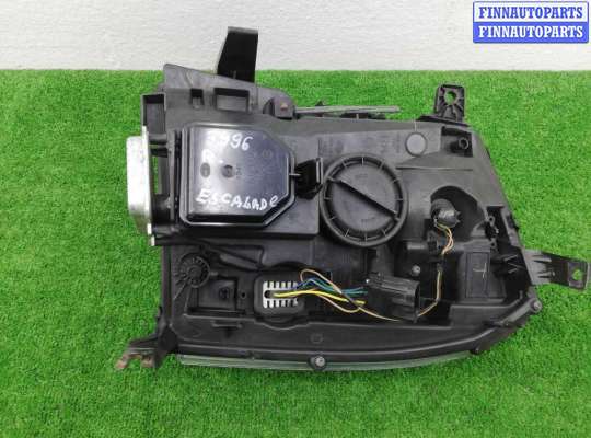 купить Фара правая на Cadillac Escalade III 2006 - 2014 (GMT900)