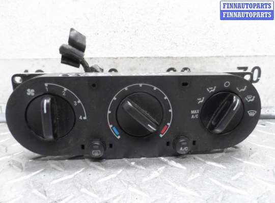 Переключатель отопителя FO1176134 на Ford Explorer III 2002 - 2005