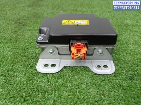 купить Преобразователь напряжения на Mercedes GLK (X204) Рестайлинг 2012 - 2015