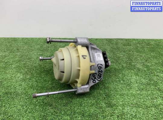 Кронштейн ДВС (лапа) на BMW 5 (G30)