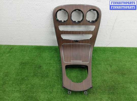 купить Панель центральной консоли на Mercedes C-klasse (W205)Рестайлинг 2018 - 2021