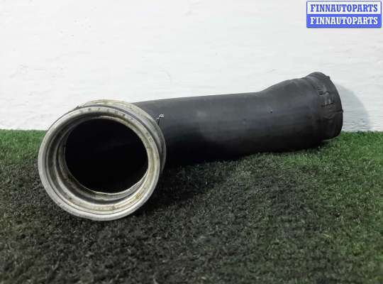 купить Патрубок на Volkswagen Passat B6 (3C) 2005 - 2010